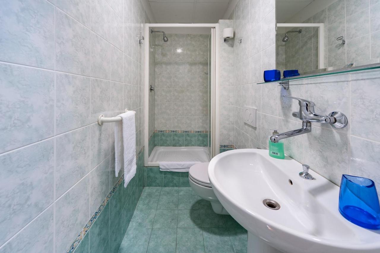 Monticello Apartment Via Cavour Rom Exterior foto